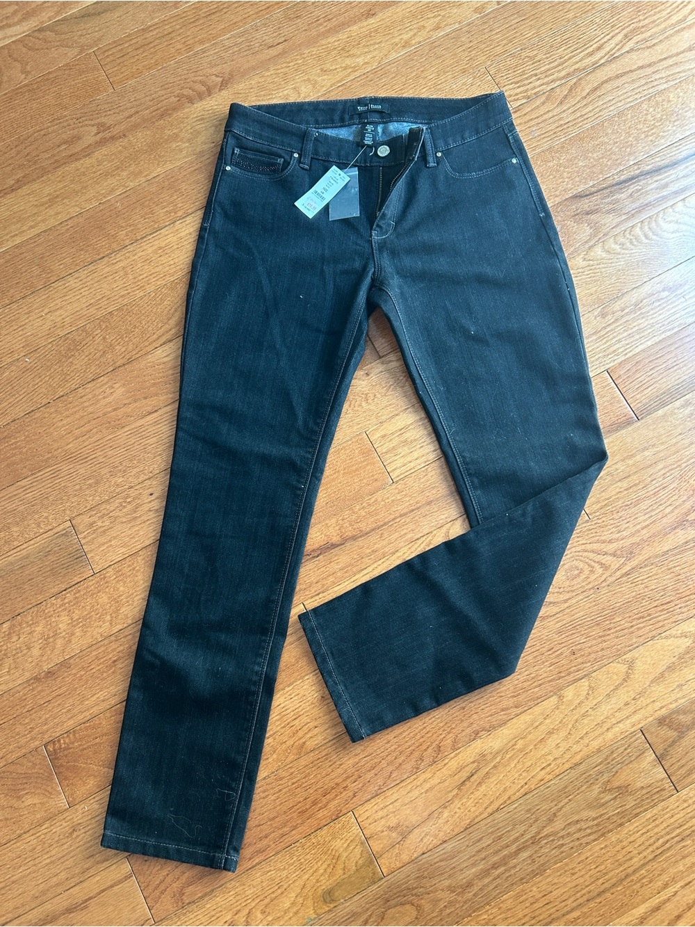 Women’s Dark Wash Black Jeans
